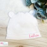 Névre szóló újszülött baba sapka rózsaszín felirattal kislánynak