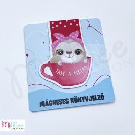   Lajhár a bögrében - mágneses könyvjelző pöttyös alappal