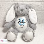 Szürke nyuszi plüss emlékőr - évszámmal