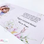 Kinyitható üdvözlő lap fényképpel, rózsaszín virággal
